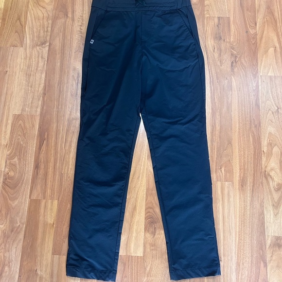 Figs Black Joggers Stylish Sweatpants - Picture 1 of 9